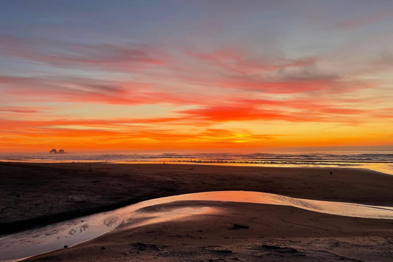 ​Rock Creek Inn Vacation Condos Rockaway Beach Bilik gambar